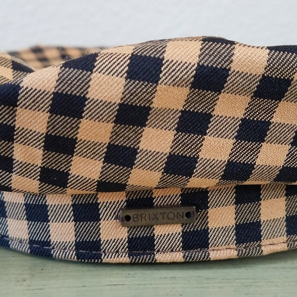 Brixton Fiddler Beret in Lion - Picture 3 of 8